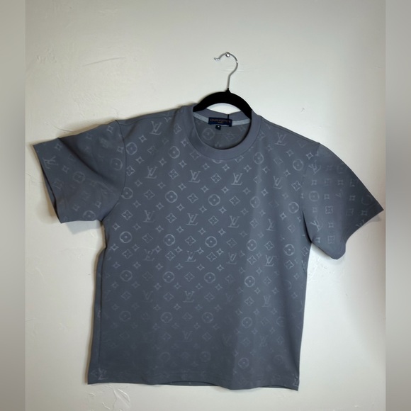 Gray Men's Shirt 1.1 - Picture 2 of 2